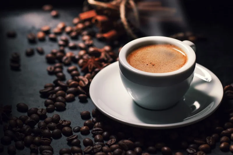 دقیقا چند فنجان قهوه در روز می توانیم بنوشیم؟